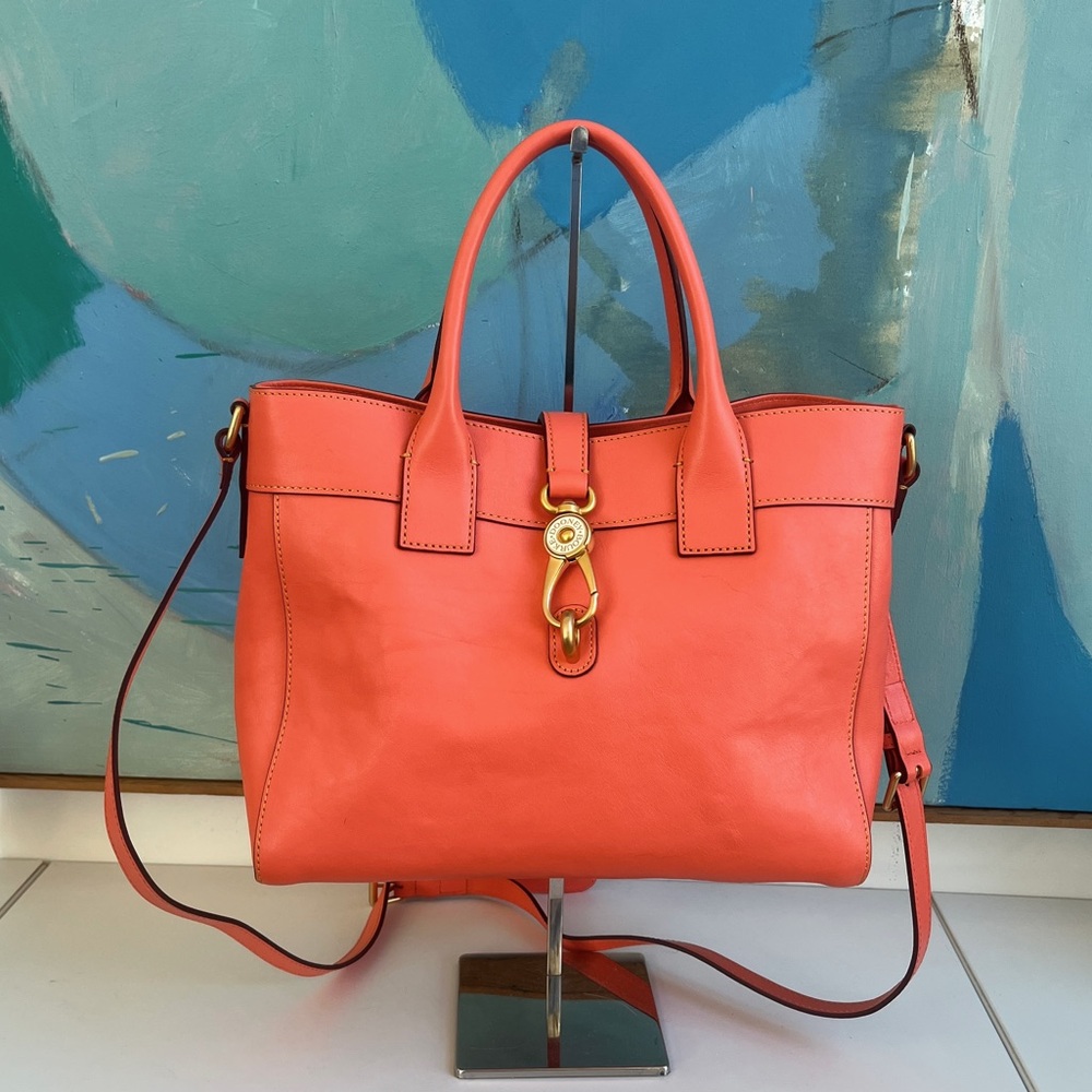 Rare Salmon Large Amelia Tote in Vachetta Florentine Leather Dooney & Bourke
